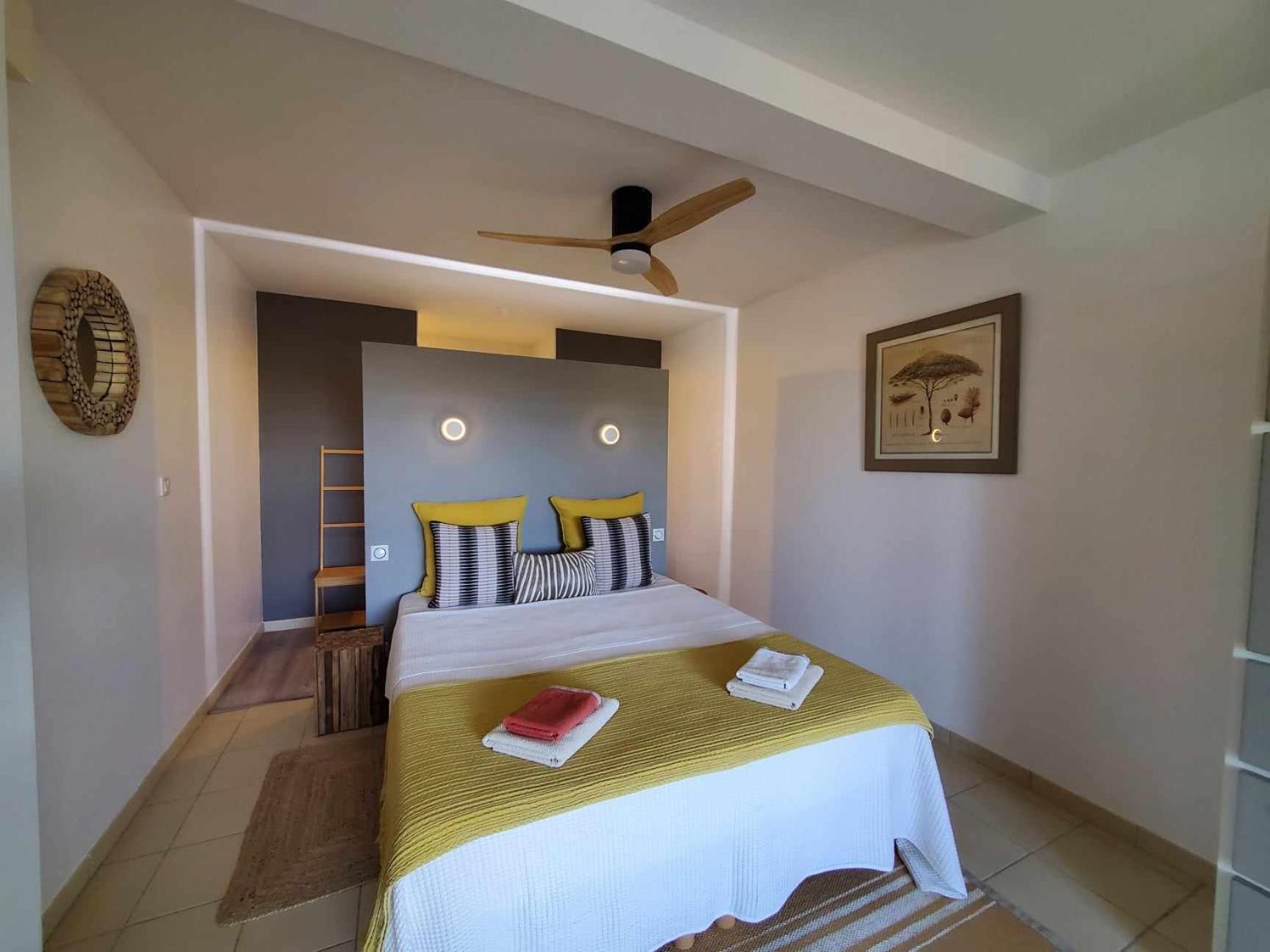 La Fontaine Au Loup Hotel Saint-Maurice-sur-Eygues Kültér fotó
