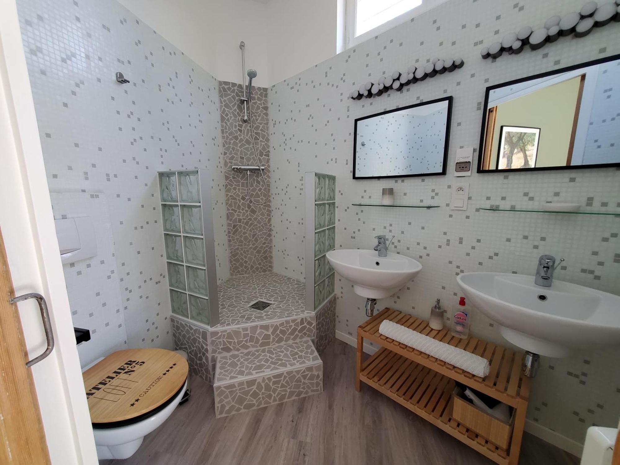 La Fontaine Au Loup Hotel Saint-Maurice-sur-Eygues Kültér fotó